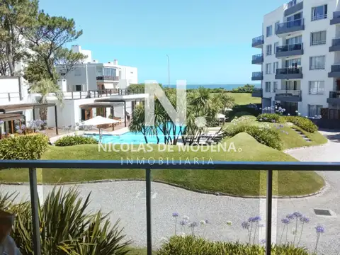 Apartamento en venta de 3 dormitorios en Punta Del Este