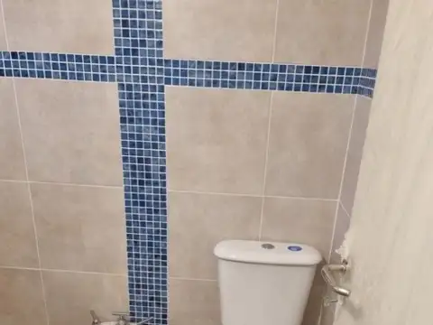 Casa en Alquiler con 1 cochera