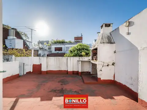 Casa 5 ambientes con 2 baños