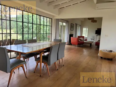 Casa en Venta en Carmelo, USD 390.000