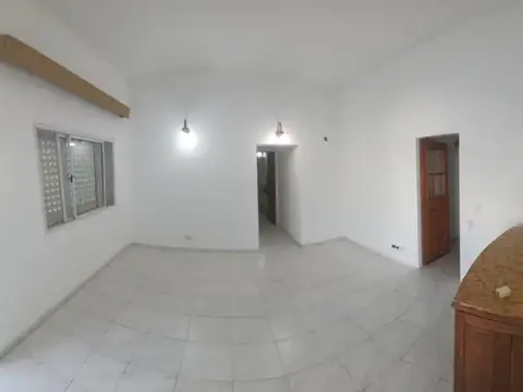 Depto Tipo Casa en Venta en Ramos Mejia Sur, USD 58.000