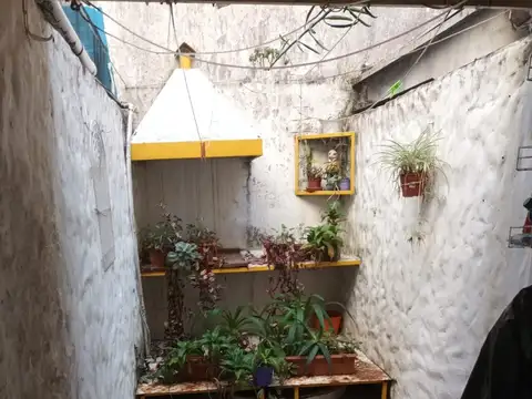 Maestra M Lascano 300