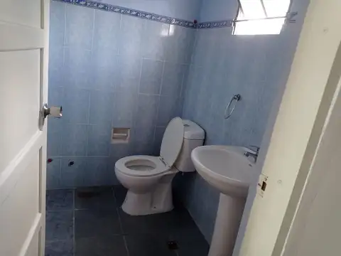 Casa 2 ambientes con 1 baño