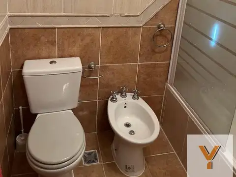 Casa 3 ambientes con 2 baños