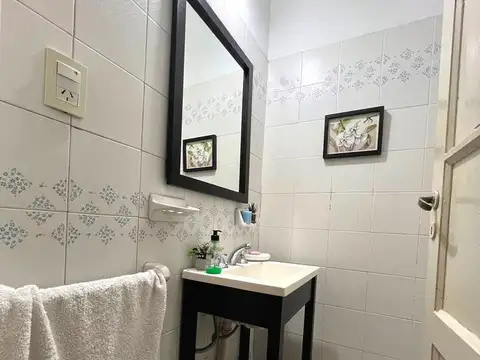 Casa 5 ambientes con 2 baños