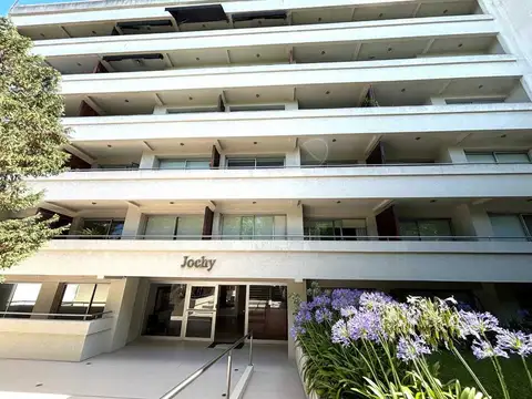 VENTA DEPTO 4 AMB CON TERRAZA QUINCHO CASTELAR