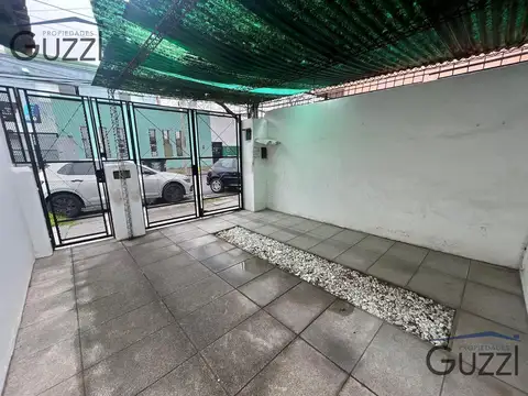 Depto Tipo Casa en Venta con 1 cocheras