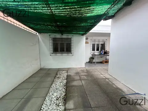 Depto Tipo Casa en Venta en Villa Adelina, USD 97.000