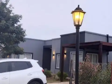 Casa en Alquiler de 3 dormitorios