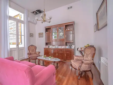 Depto Tipo Casa 4 ambientes con 2 baños