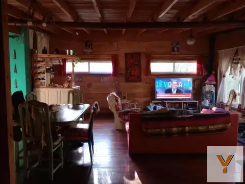 Casa 3 ambientes con 2 baños