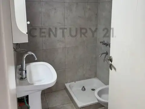 21 entre 472 y 473 , Piso 0