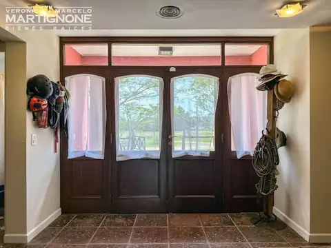 Casa 4 ambientes con 3 baños
