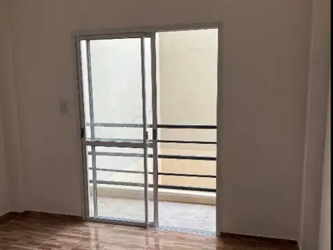 VENANCIO FLORES 1100