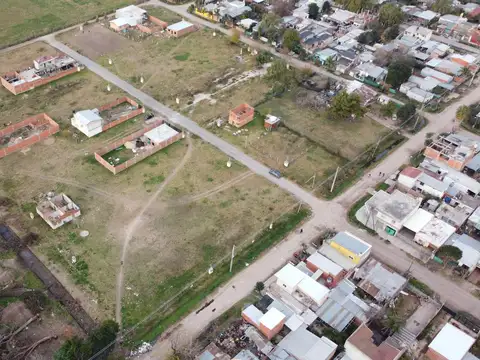 Cesar Diaz - Mzn 77B Lote 11 - Loteo San Felipe