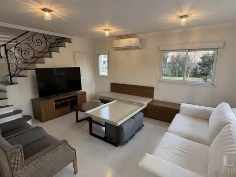 Casa en Alquiler de 4 dormitorios