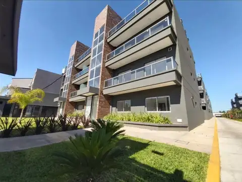 2 amb en planta baja, con patio, parrilla y lavadero!