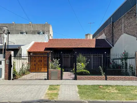 Casa de 225 m² Apta Credito o Financiacion Privada.