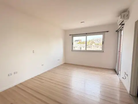 Departamento en Alquiler en Belén de Escobar, $ 450.000