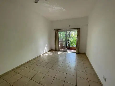 Directorio 200, Piso 1