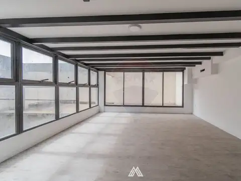 Alquiler y o Venta oficina reciclado Ciudad Vieja