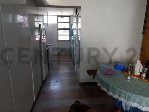 Casa 6 ambientes con 3 baños