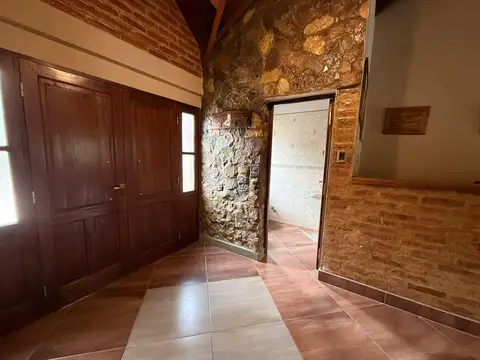 Casa en Venta en La Lucinda II, USD 310.000