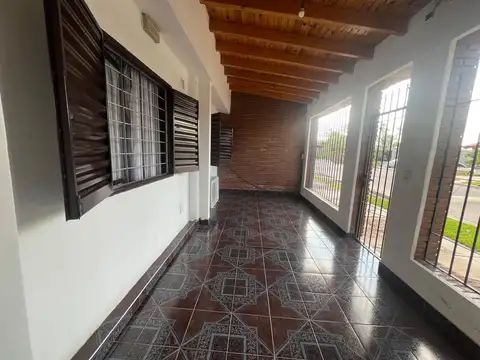 Los pintores Y VILLANUEVA MANZANA E 100
