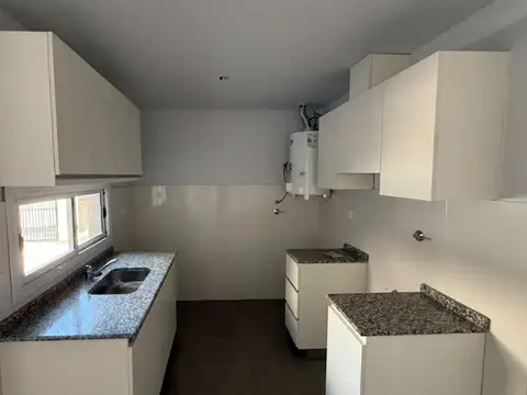 Departamento en Alquiler en Carrodilla la Puntilla, $ 700.000