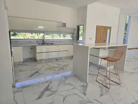 Casa en Alquiler 2 años