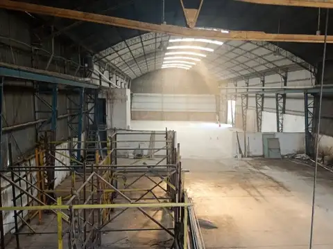 Galpón 1.200 m² - Avenida San Martín 3283 - VGG