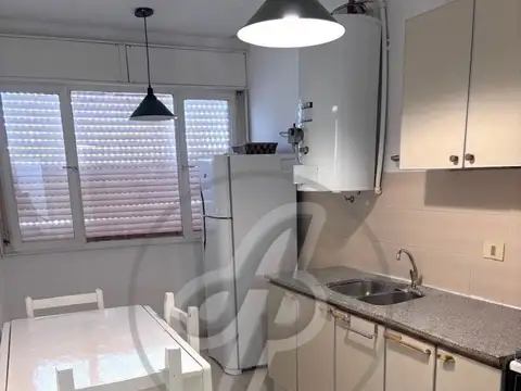 Vendo Departamento 1 dormitorio, Mathews 1670, PA