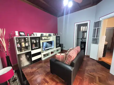 Depto Tipo Casa en Venta 45 años