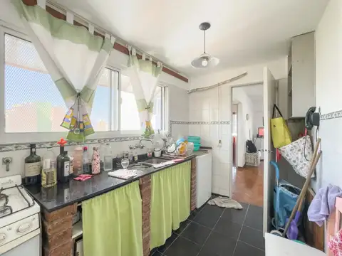 2 AMBIENTES 42 METROS FRENTE BALCON TODO SOL - EXC. UBICACIO