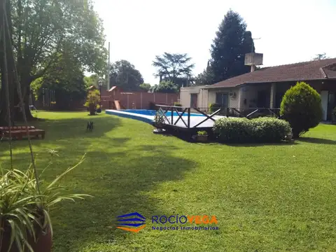 Casa quinta a la venta en La Reja