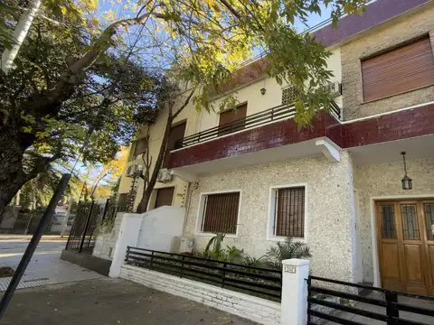 Casa en alquiler en Villa Devoto