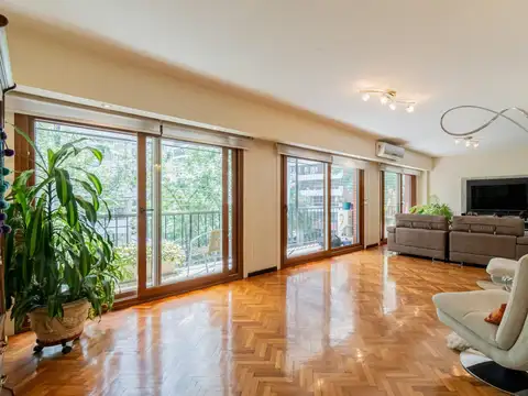 Departamento piso en Belgrano con cochera