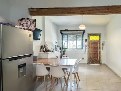 Casa 3 ambientes con 1 baño