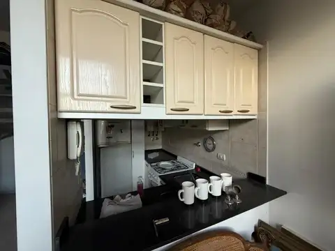 Departamento en Ramos Mejia de 2 ambientes en venta.