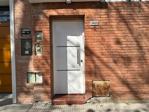 Venta de PH de 3 Ambientes para reciclar.