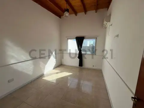 Casa de 3 Dormitorios en Venta en Sicardi
