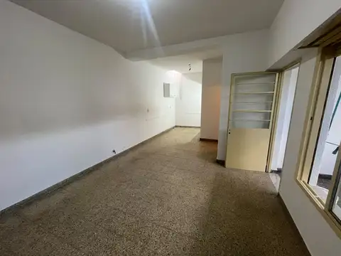 Depto Tipo Casa en Alquiler de 2 ambientes