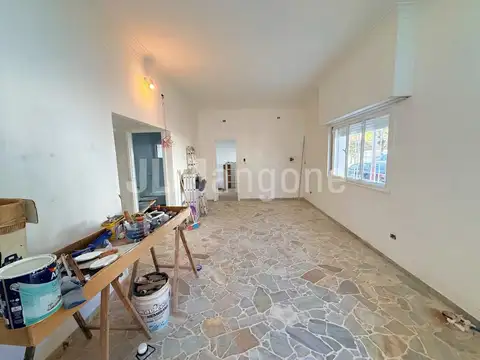 Depto Tipo Casa en Alquiler de 2 dormitorios