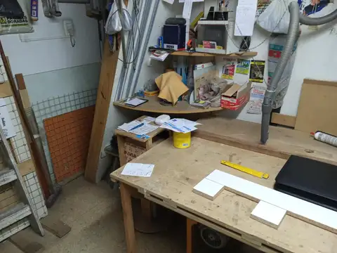 Local en Venta 60 años