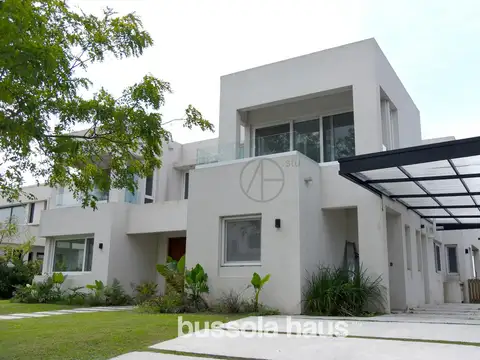 Casa en venta en Marinas Puertos