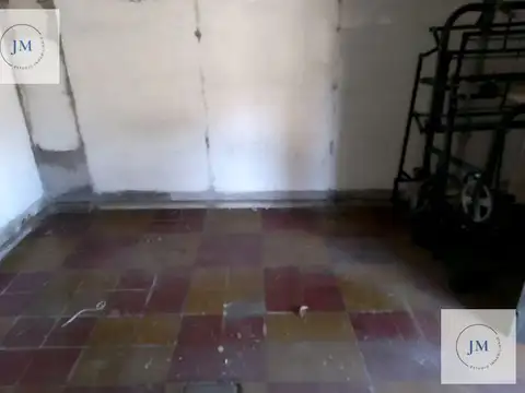 Venta de local en Amanda Allen y freud villa tessei