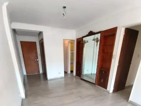 Almagro. Venta. departamento de 4 ambientes. muy luminoso