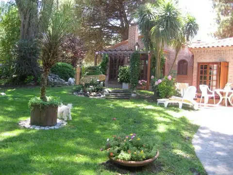 Casa 4 ambientes con 3 baños