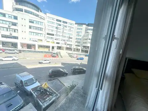 Av Del Puerto Jc4332120000jcni 200, Piso 1