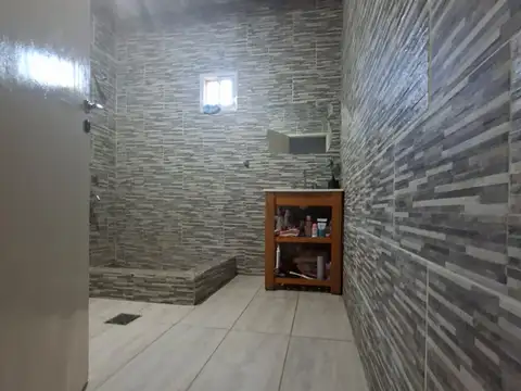 Casa en Venta en Barrio Exaltacion, USD 135.000